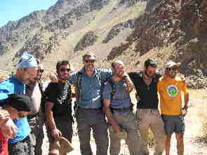 Summiteers at Punte de Vacas